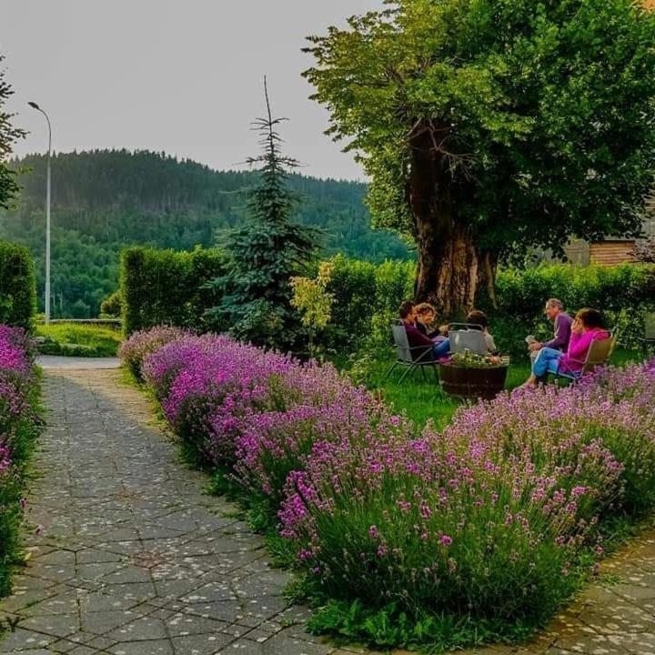 Fuzinarska Kuca Hotel Fužine Екстериор снимка