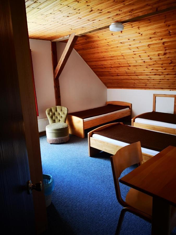 Fuzinarska Kuca Hotel Fužine Екстериор снимка